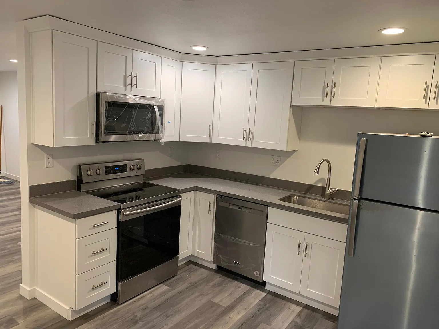 2 bed, 1025 sqft, $2,000 — Photo 1