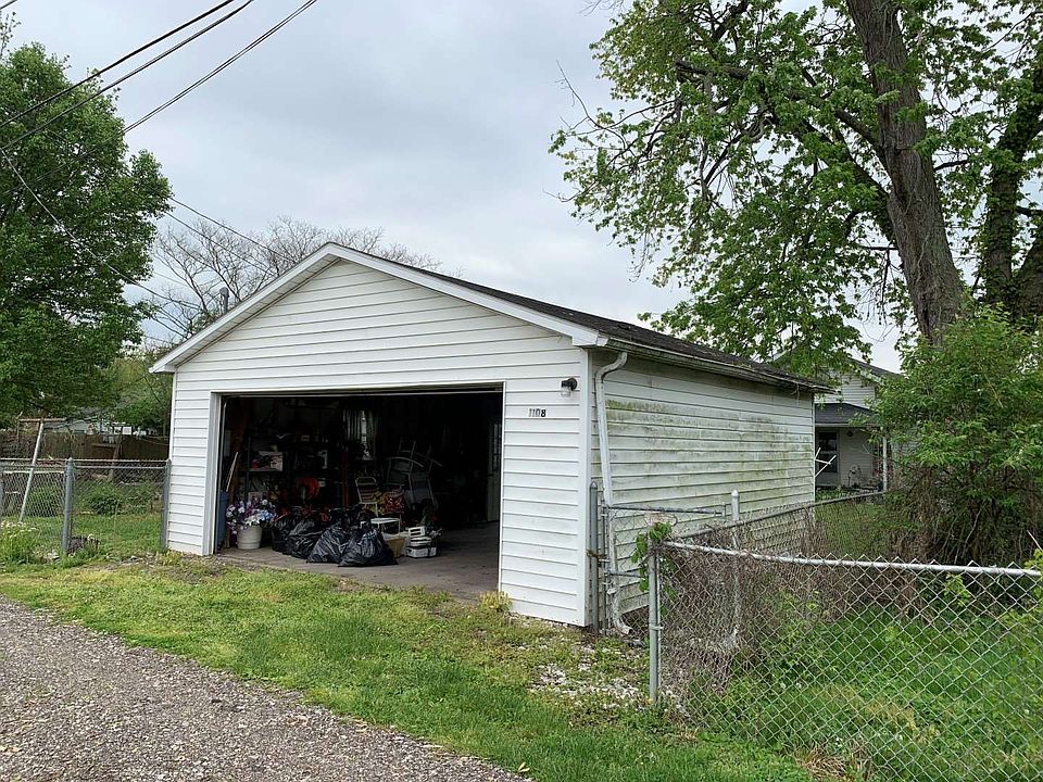 2nd image of 1108 S Seminary St