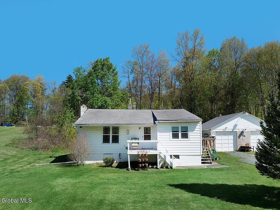 1st image of 352 Hansen Road