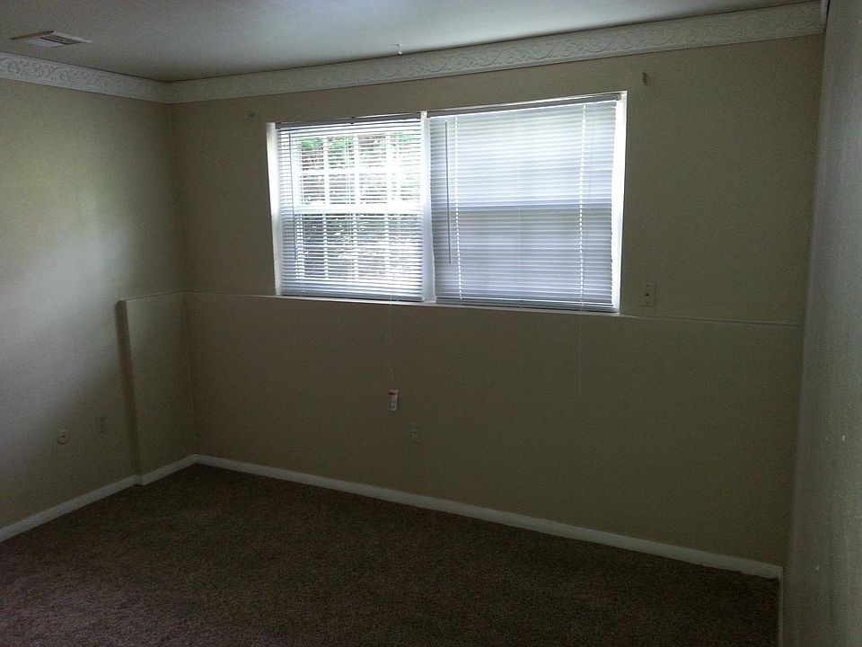 Living room with W/W carpeting