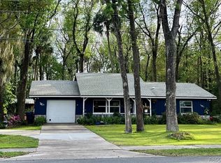 740 NE 11th St, Crystal River, FL 34428