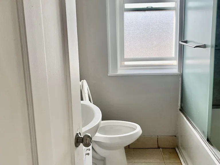 8226 S Marshfield Ave #3 — Photo 5