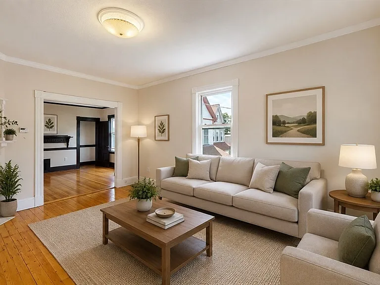 32 Thornton St #2 — Photo 5