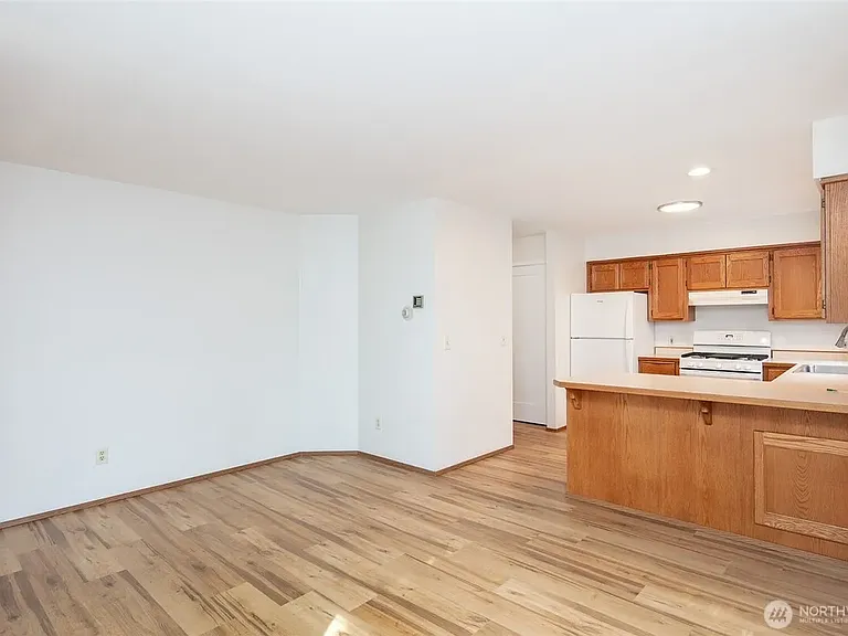 9741 Woodlawn Ave N #C — Photo 6