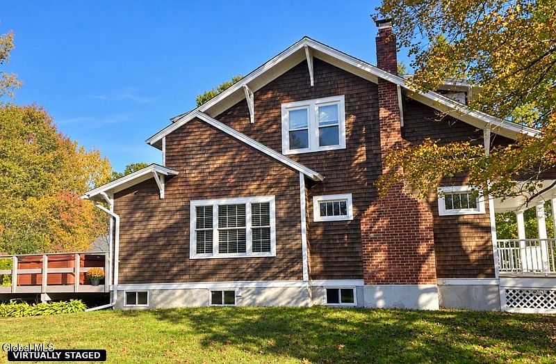 3rd image of 2893 Troy Schenectady Road