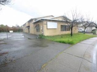 1812 Keystone Ct, Redding, CA 96003