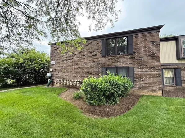 1561 Jennifer Ct APT D, Columbus, OH 43232