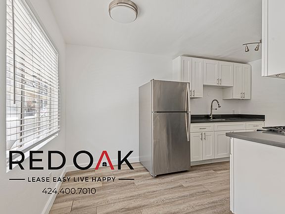 5th image of 2351 1/2 Warwick Ave #6