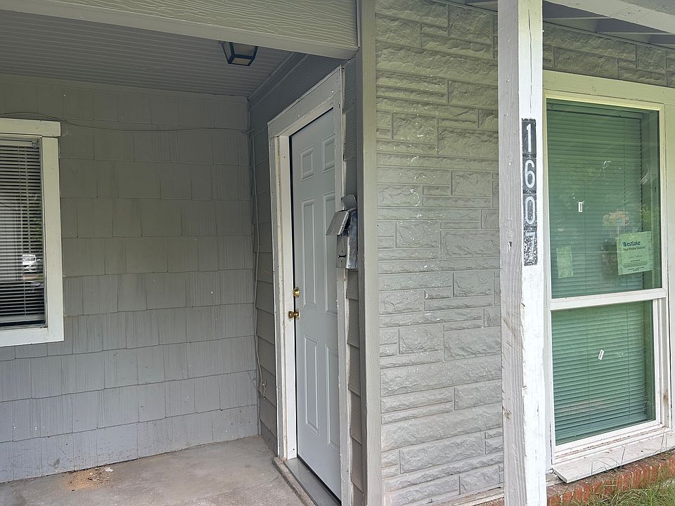 1st image of 1607 Walton Walker Dr