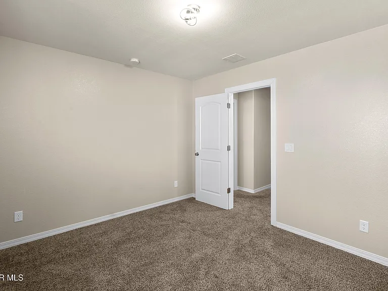 380 Canyon Vista Dr — Photo 31