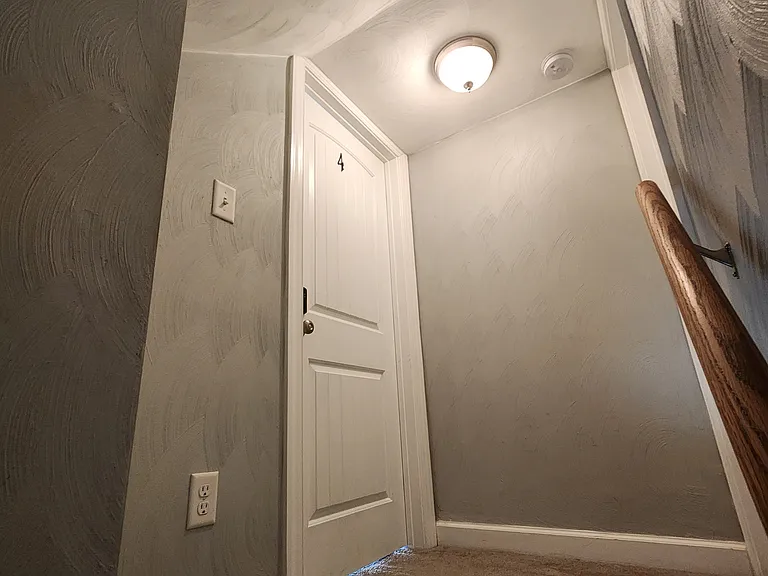 815 Wright Ave — Photo 10