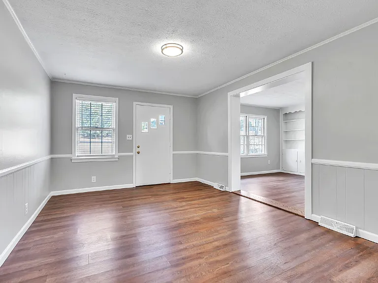 107 River Road Cir — Photo 2