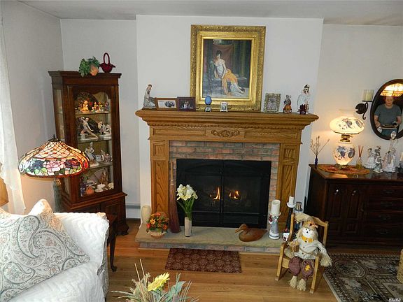 5th image of 1935 Seaford Ave