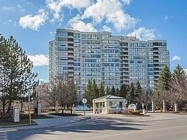 120 Promenade Cir, Vaughan, ON