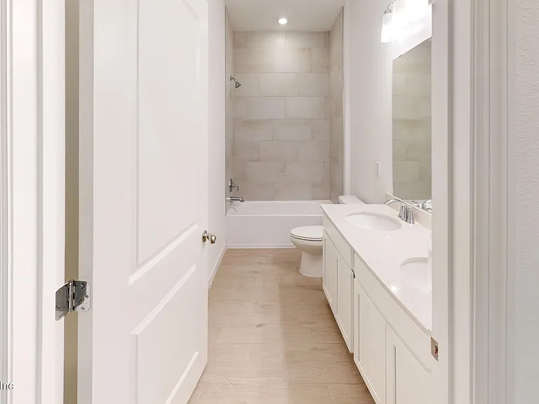 6896 Friendship Fountain Ave — Photo 16