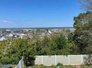 112 Navesink Ave, Highlands, NJ 07732