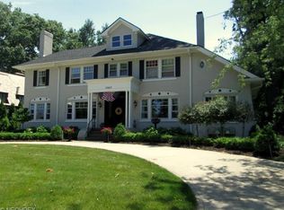 17827 Lake Rd, Lakewood, OH
