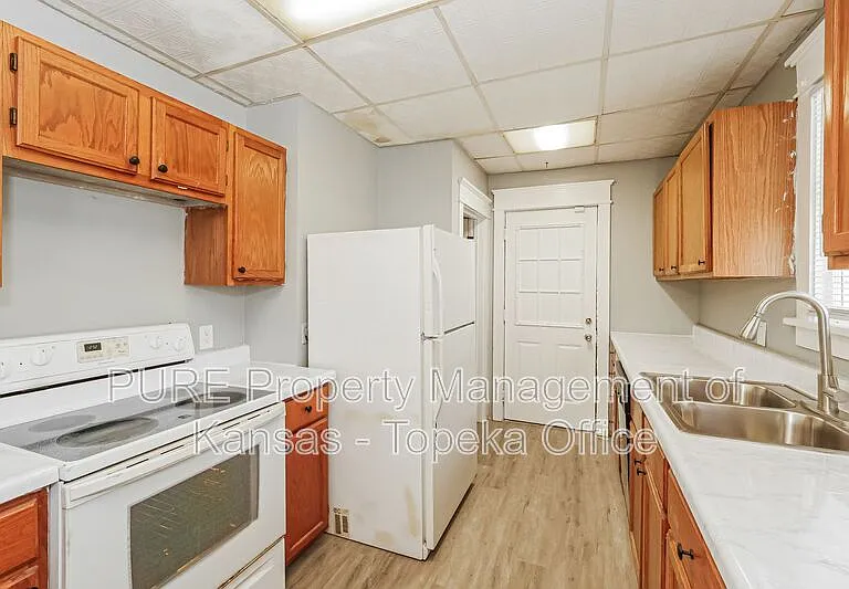 937 SW Jewell Ave — Photo 16