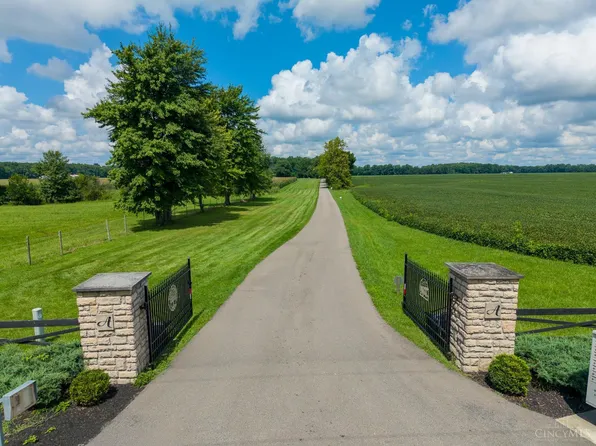 B Landing Lane, Goshen Twp, OH 45122