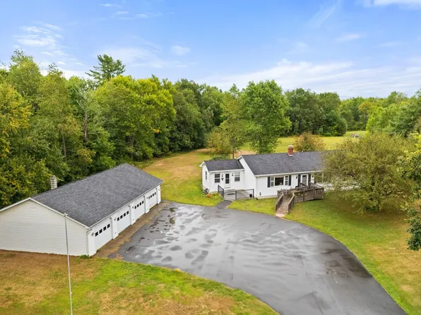 220 Ridge Road, Plymouth, ME 04969