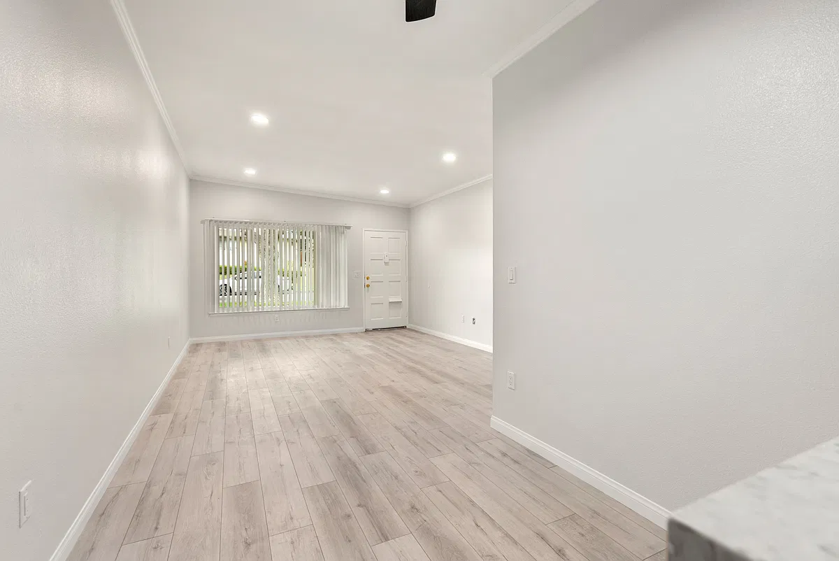 2 bed, 853 sqft, $2,650 — Photo 4