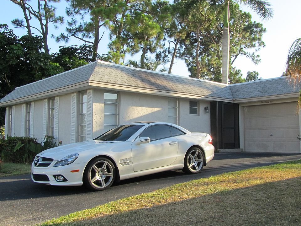 Your own private self-detached home!