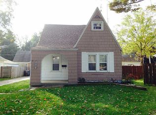 6135 Clover Ln, Toledo, OH 43623