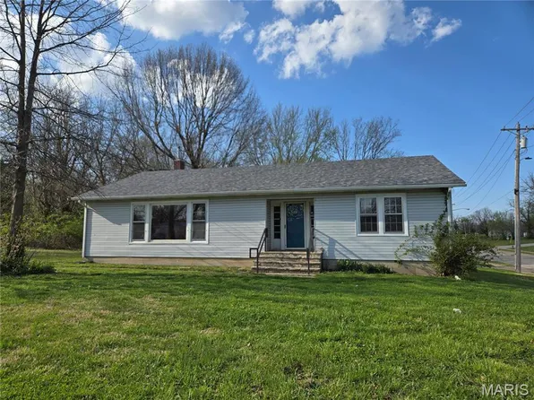 285 Ash St, Lebanon, MO 65536