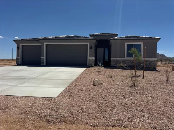 8974 E Arches Drive, Kingman, AZ 86401