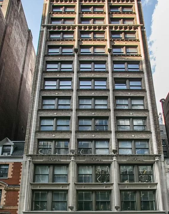 1st image of 31 E 28th St APT 4W
