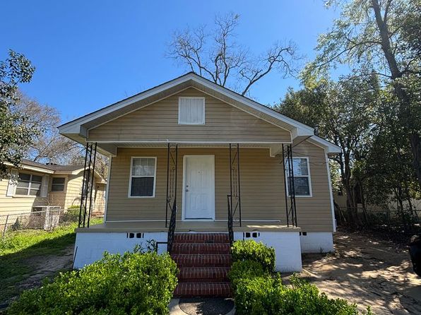 1117 Gibbs Dr