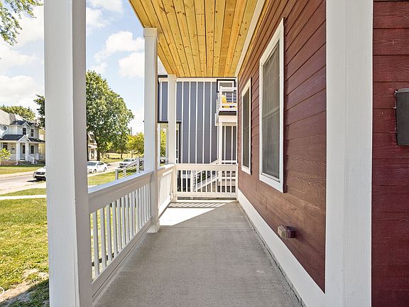 4th image of 1922 Ruckle St