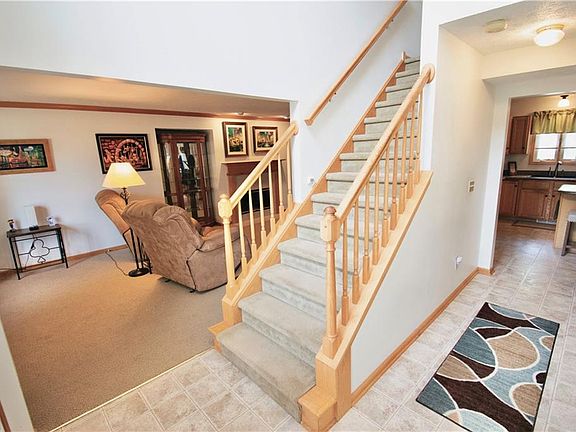 3rd image of 3424 Malvern Dr