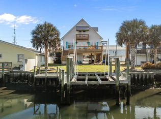 215 Fort Macon Rd, Atlantic Beach, NC 28512