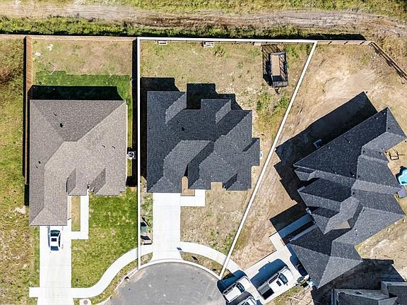 4th image of 37794 Vineyard Ave