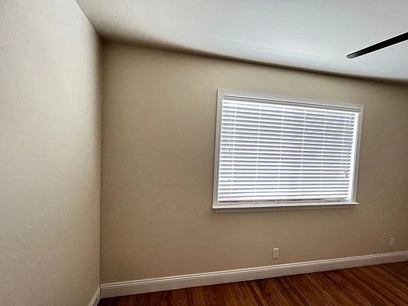 5th image of 5013 Vanderbilt Dr