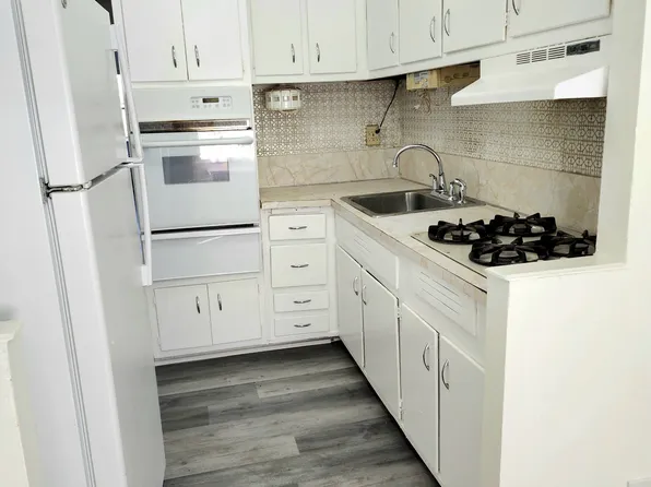 1125 East 104th Street image 4 of 15