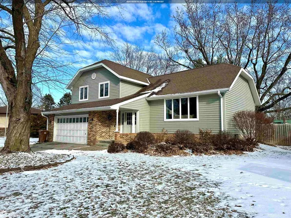 1722 Spring St, Grinnell, IA 50112