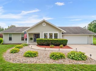 504 Coventry Rd, Troy, IL 62294