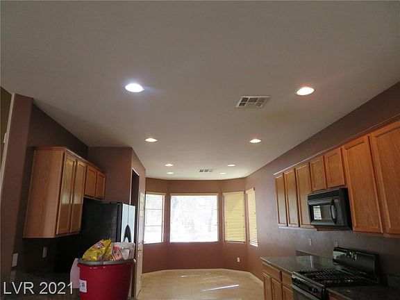 2nd image of 1812 Patrick Thomas Ct