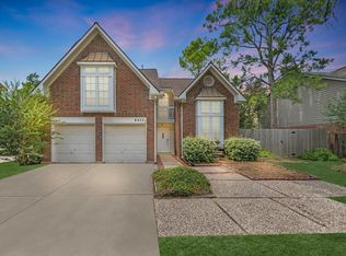 8023 Pine Falls Dr, Houston, TX 77095
