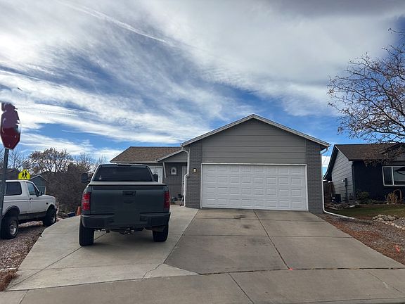 2nd image of 4163 Peach Tree Ct