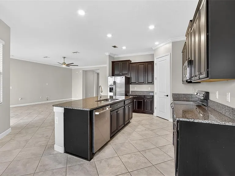 11716 Navajo Sandstone St — Photo 25