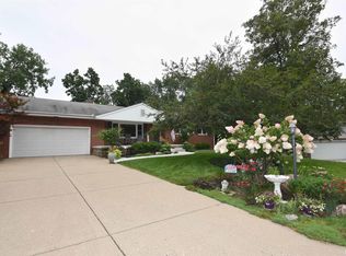 3518 W Capitol Dr, Peoria, IL