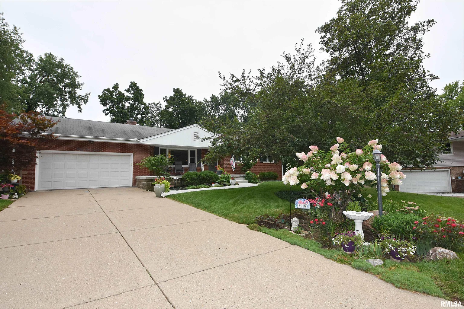 3518 W Capitol Dr photo 1