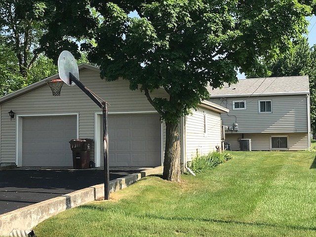 2nd image of 259 Linwood Ln