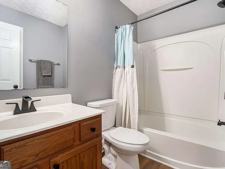 74 Slate Dr — Photo 10