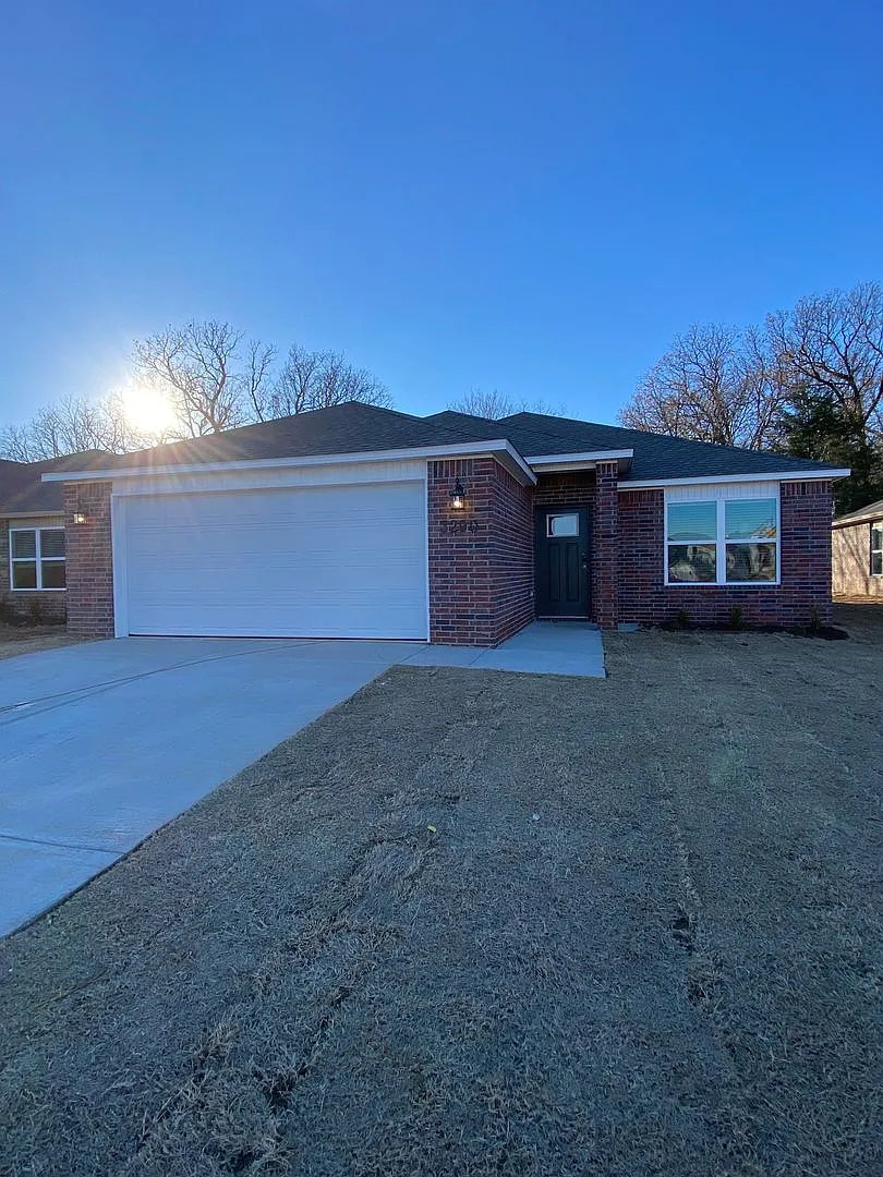 Living Made Easy! | Pre-Leasing Now | Charming 3-Bed, 2-Bath Home | Farmington — Photo 3