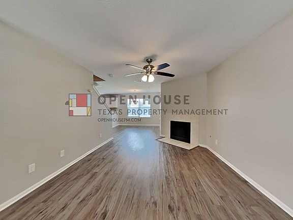 3rd image of 18826 S Wimbledon Dr