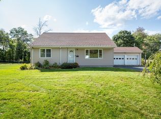 484 Granite St, Worcester, MA 01607